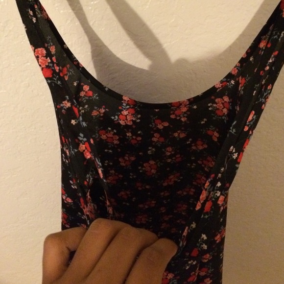 Flowy Floral summer shirt - Picture 3 of 4