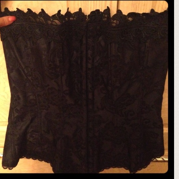 Sold! Fredrick's of Hollywood Corset - Picture 4 of 4