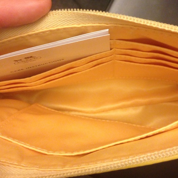 Yellow Coach wristlet. - Picture 4 of 4