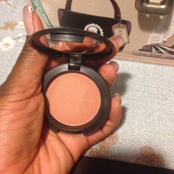 Mac Margin & Peaches Blush Bundle!!!