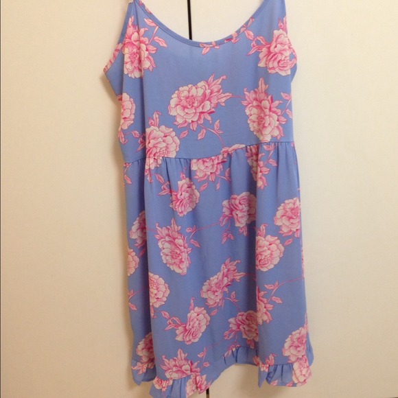 Tobi size L sundress