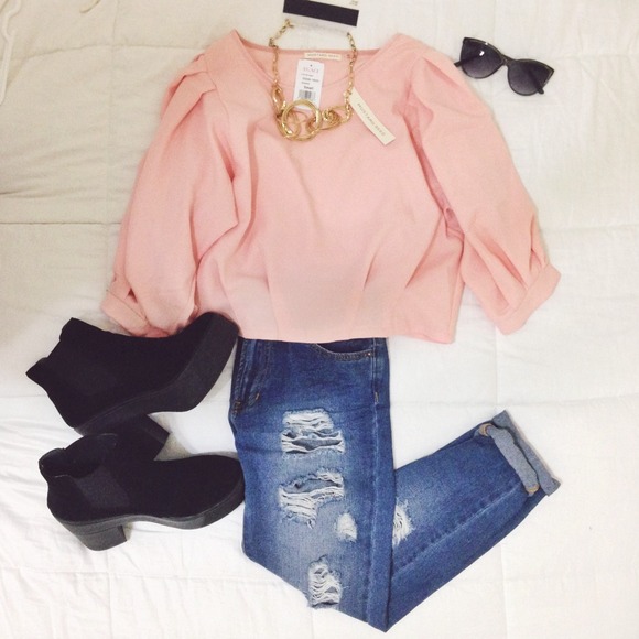 Pink A'gaci Bubble Sleeve Blouse BRAND NEW 🌟