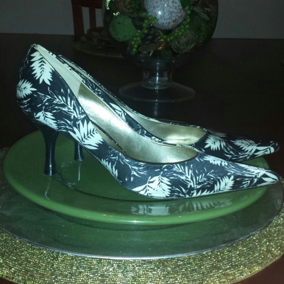 Nine West Nuncio pump - Picture 1 of 2