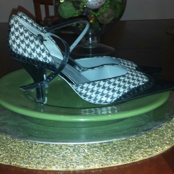 Shoes - Bandolino Zorro strap pump