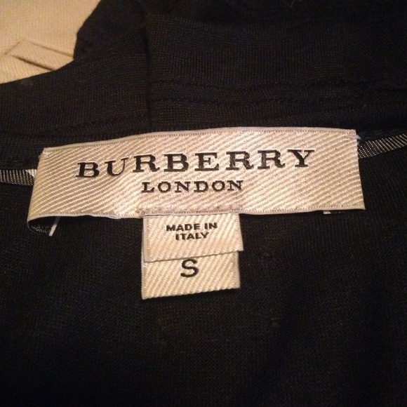 Burberry top