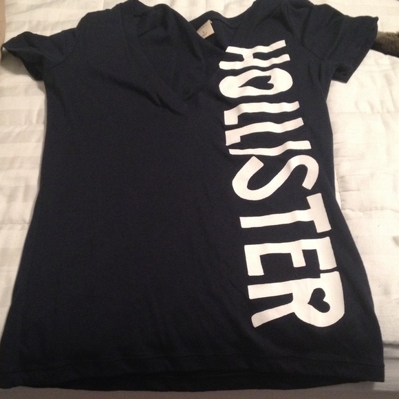 SOLD!!!Hollister shirt