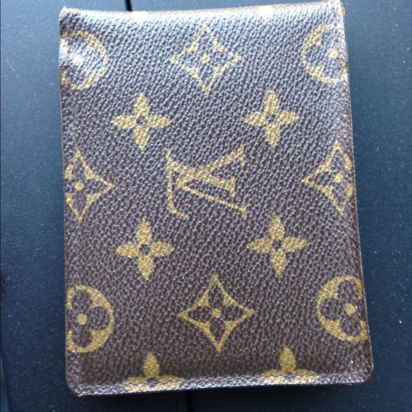 Louis Vuitton Clutches & Wallets - ✨Sale ✨Louis vuitton wallet