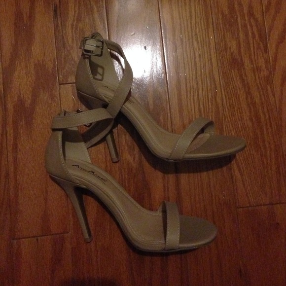 Tan heels