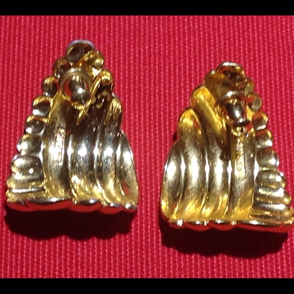 Vintage Monet Gold Pierced Earrings - Picture 3 of 3