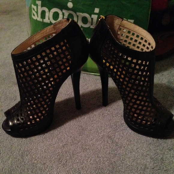 Michael Kors Graham Booties