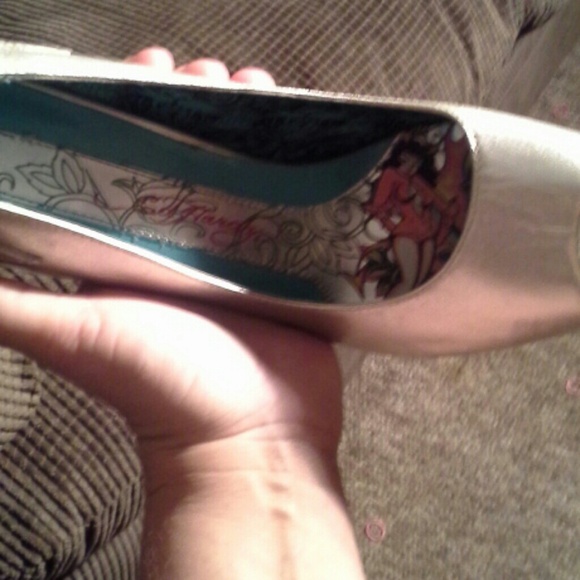 woman's SEXY ED HARDY heels - Picture 4 of 4