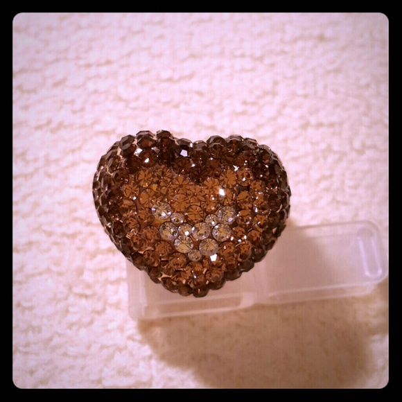 Brown crystal heart ring