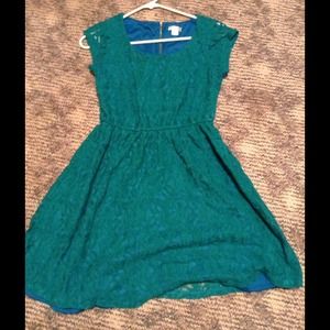 Green lace dress