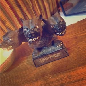 Harry Potter Triple Bobble-Head of Fluffy.