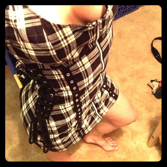 Low front, high back, party dress :)