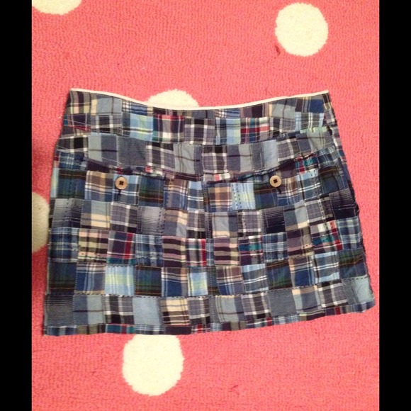 PLAID SKIRT - Picture 2 of 2
