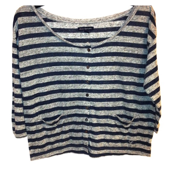 American Eagle crop-shirt💁🙇