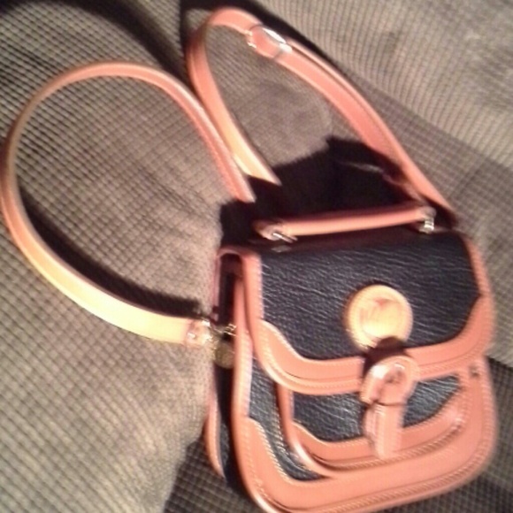 black Leather crossbody w/ brown Leather trim - Picture 3 of 3