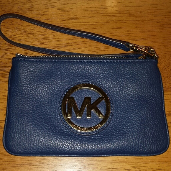 Michael Kors Wristlet