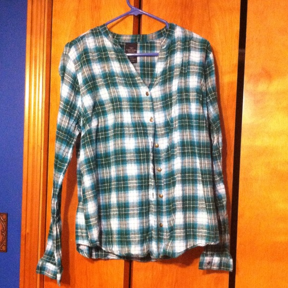 Blue Plaid Long Sleeved Top💙