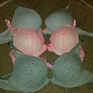 3 VS Bras