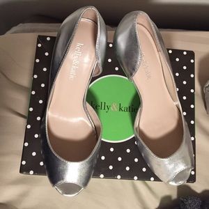 Kelly & Katie-- metallic silver peep toe heels
