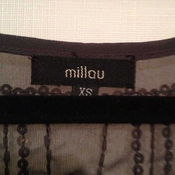 Millau/ LF sequin shear top - Picture 2 of 3