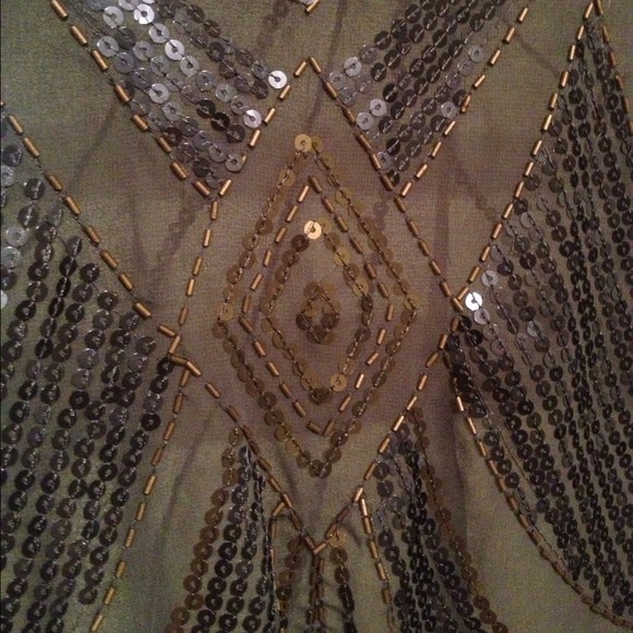 Millau/ LF sequin shear top - Picture 3 of 3