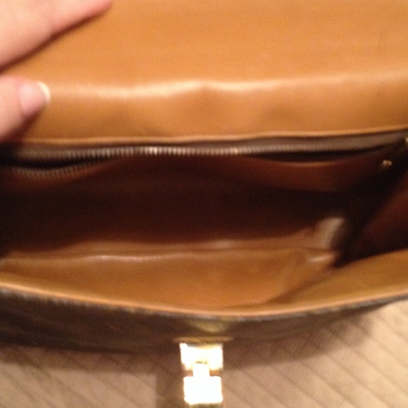 SOLD....   Authentic Louis Vuitton bag - Picture 2 of 4