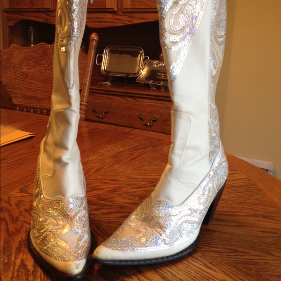 Sequined Cowboy boots sz 8