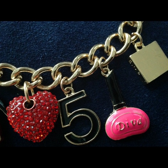 Charm bracelet - Picture 4 of 4