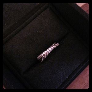 David Yurman crossover ring with diamonds
