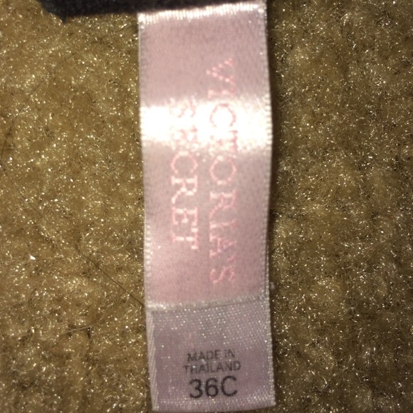 36C sexy VS bra 💋 - Picture 3 of 3