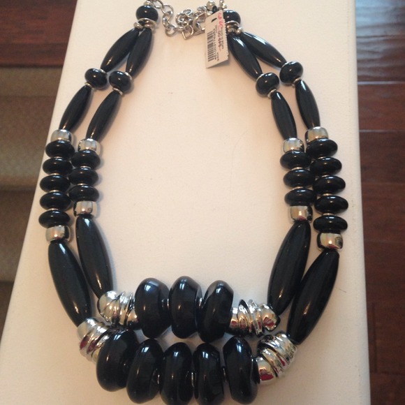 Chico's Giana set: Earrings/Necklace/Bracelet NWT - Picture 2 of 4