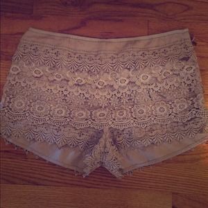 Lace Shorts, tan size 2, NWOT