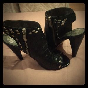 Vince camuto heels size 6
