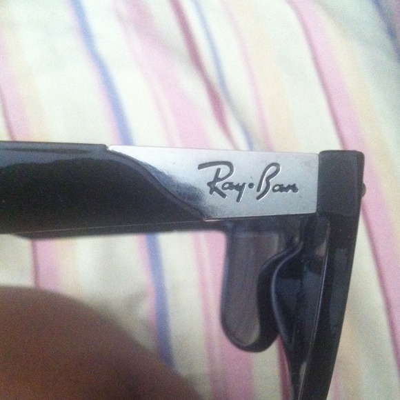 Ray bans - Picture 2 of 3