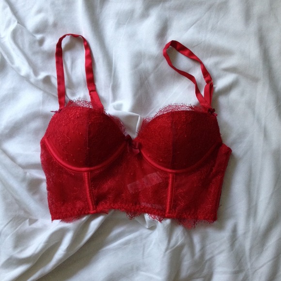 VS Red Lace Bra