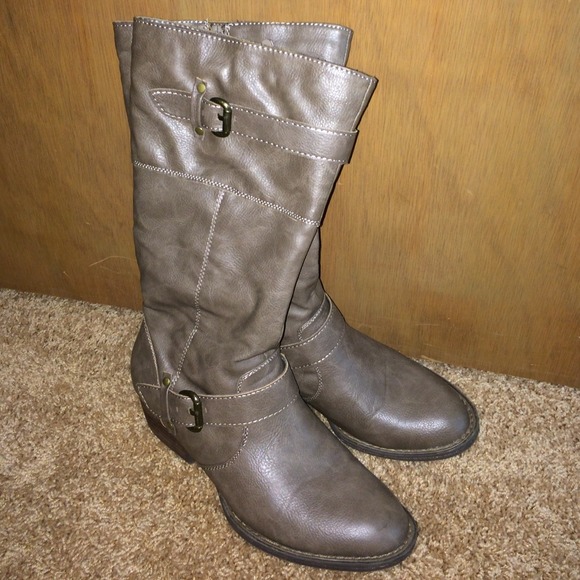 New direction riding boots