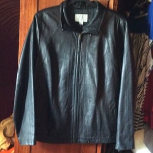 A black leather coat size 2X