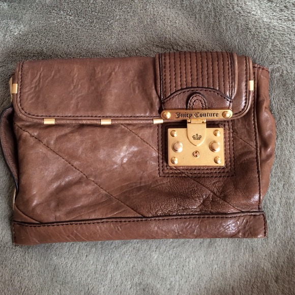 Juicy Couture Clutch - Picture 1 of 3