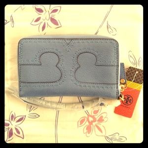 Tory Burch Amalie Smartphone Wallet