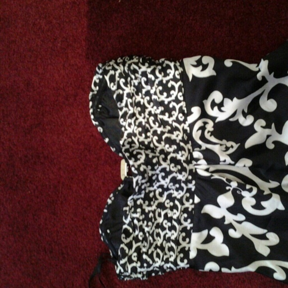 Top - Picture 3 of 9