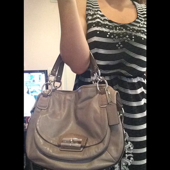 ⭐️SOLD⭐️Coach Kristen Round Satchel Purse