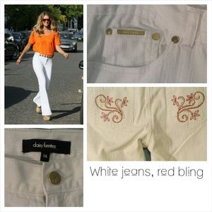 Daisy Fuentes white jeans with red bling pockets