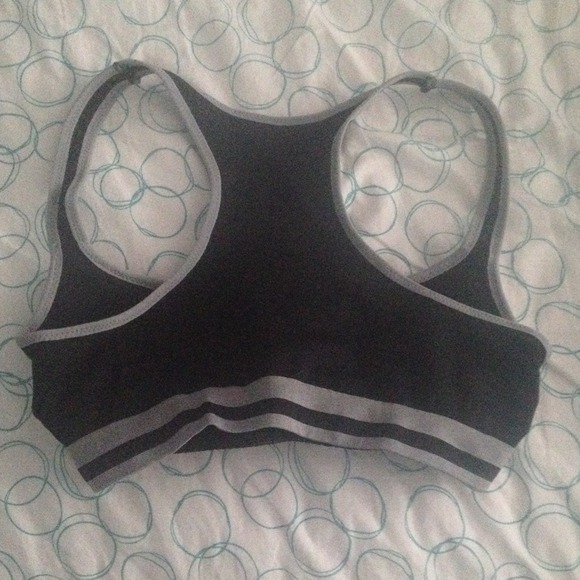 Black and gray push up sports bra - Picture 3 of 4