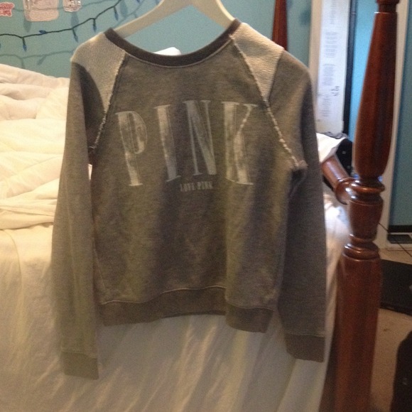 Grey sweater