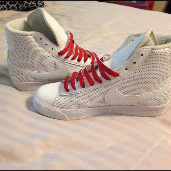 Nike size 5Y