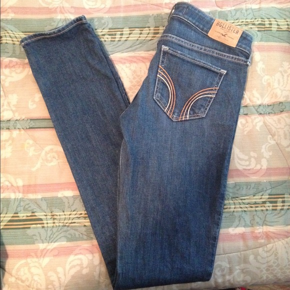 ❌SOLD❌Hollister Jeans