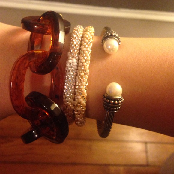 Pearl cable bracelet